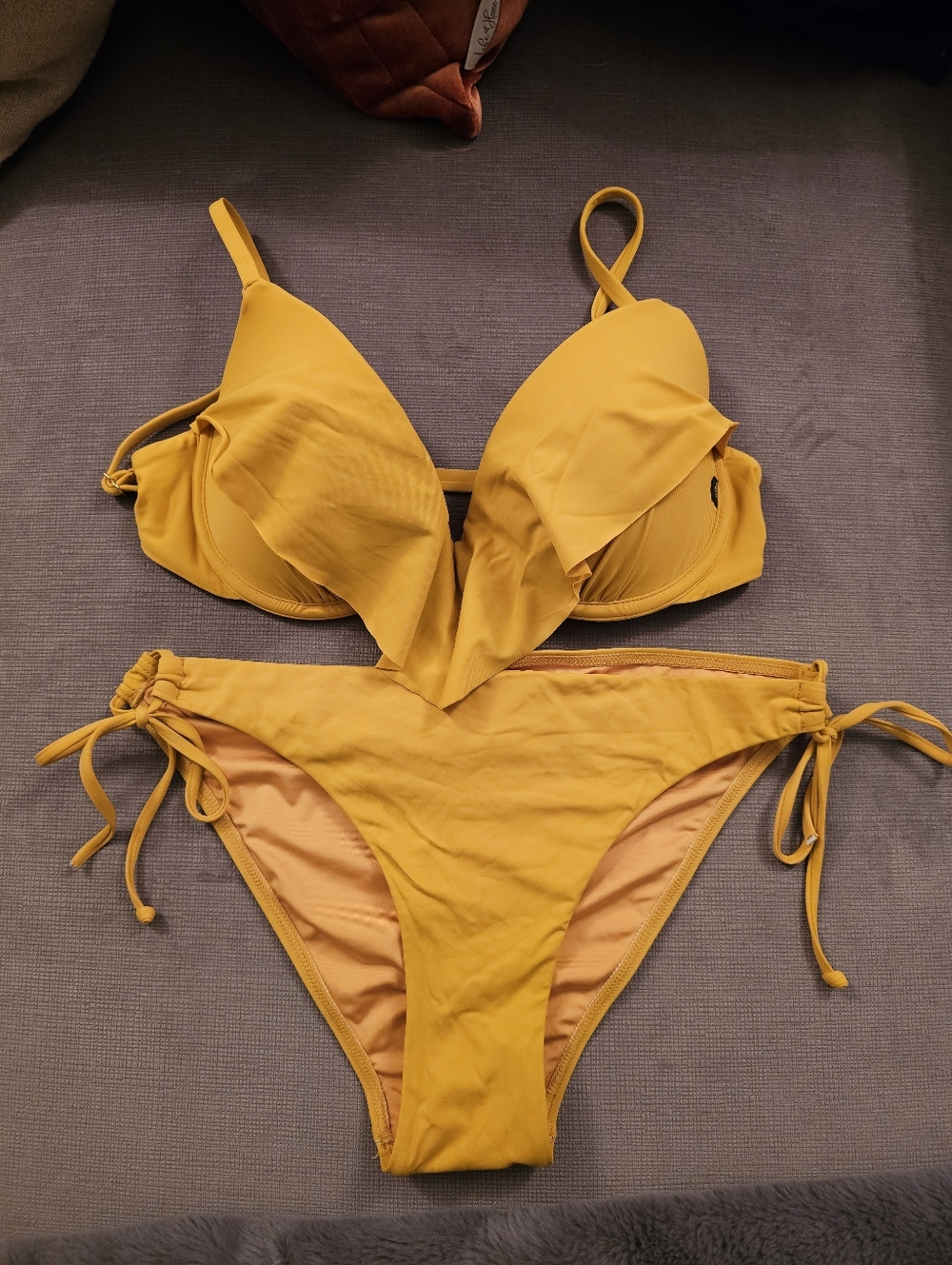 New La Vie En Rose Flounce 2-Piece Bikini Yellow Small
